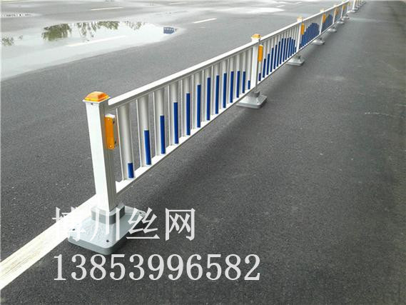 阿克苏地区市政道路护栏护栏网 - 哪里好